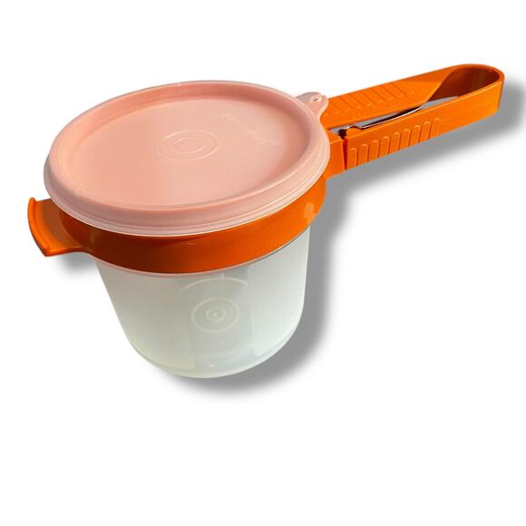 Vintage Tupperware Flour Sifter 1689 with Container 1493 & Lid 215 Orange - Picture 12 of 13